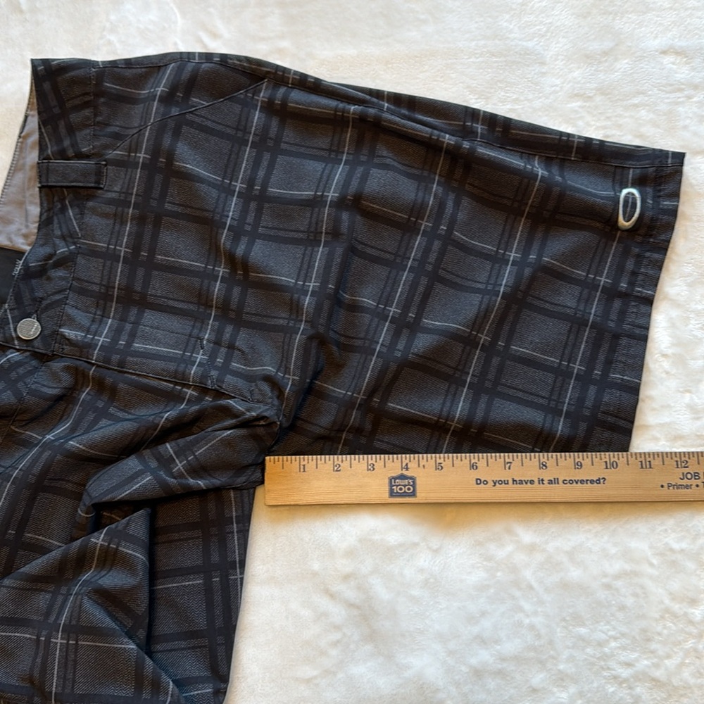 Oakley Men’s Performance Shorts - Picture 12 of 13